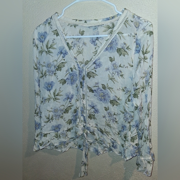 American Eagle Cropped Floral Button Down 3/4 Sleeve Top L - Picture 2 of 7